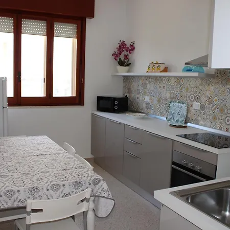 Maria Sant Isidoro (Apulia)